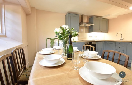 Holworth Cabaña | Poxwell Manor West Wing - Exclusive Dorset Retreat