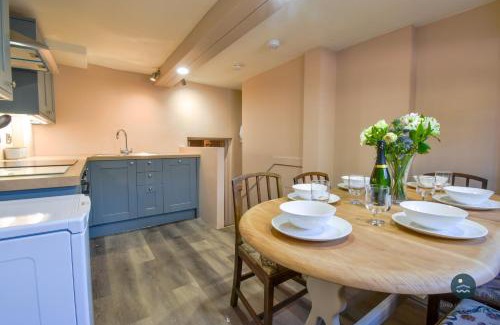 Holworth Casa | Poxwell Manor West Wing - Exclusive Dorset Retreat