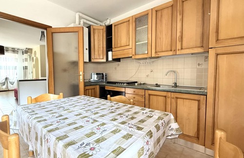 Porto Potenza Picena Apartamento | PP05 - Porto Potenza, large three-room apartment near the sea