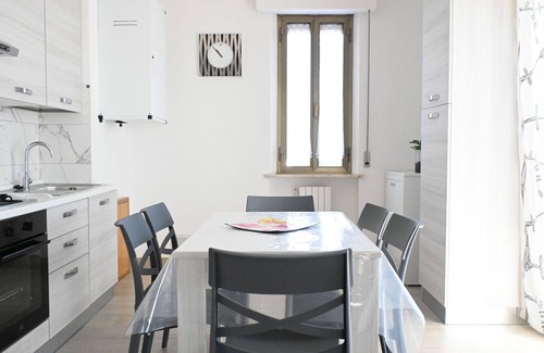 Porto Potenza Picena Apartamento | PP07 – Porto Potenza, Three-Room Apartment with Sea View and Air Conditioning