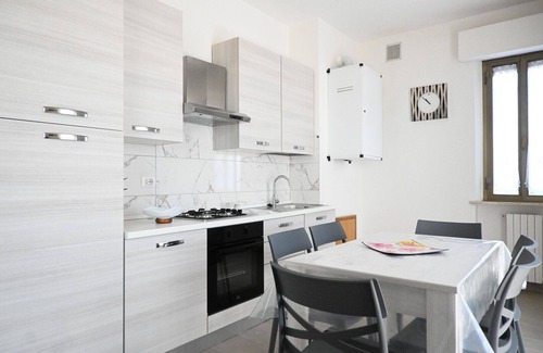 Porto Potenza Picena Apartamento | PP07 – Porto Potenza, Three-Room Apartment with Sea View and Air Conditioning