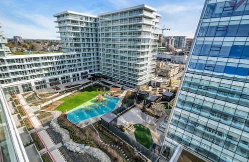 Richmond City Centre Casa | PPRM Rose Richmond Centre Brand New 1BR & 1BA Condo
