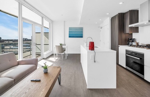 Richmond City Centre Apartamento | PPRM Tulip Richmond Centre 1BD & 1BA Condo