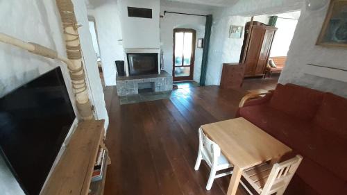 Okrouhla Apartamento | Prázdninová chalupa s uzavřeným dvorem a zahradou