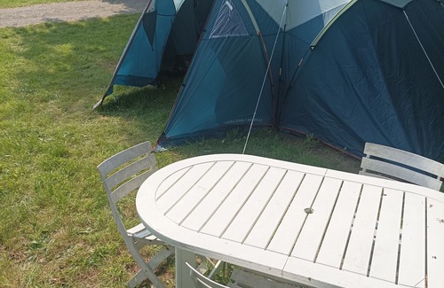 Plestin-les-Greves Cabina | Près des Plages, vue mer en Pleine Nature, Tente 3 Chambres Prête a L'emploi