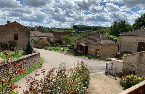 Jalogny Cama Y Desayuno | Près du Lavoir