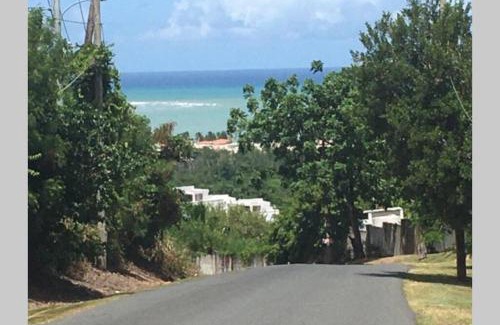 Mameyes II Apartamento | PR-Paradise,Near Beach-3-Bedroom-2-bathrm-APT 1-Parkng,POOL- Wi-FI