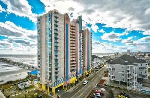 Cherry Grove Beach Apartamento | PR702 Prince Resort Oceanfront Lockout 2BR plus 1 BR/3B