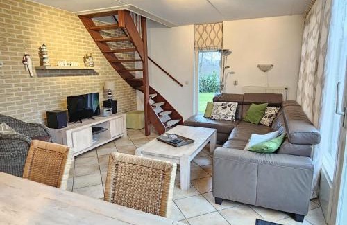 Julianadorp Casa | Prachtig vakantiehuis met afgesloten tuin - 950M van strand Julianadorp