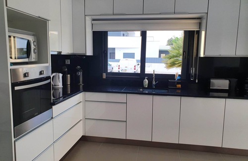 Caldas da Rainha Casa | Prachtige Villa met Verwarmd Privé-zwembad Vlakbij de Oceaan en Lagune