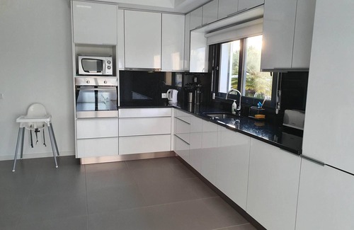 Caldas da Rainha Casa | Prachtige Villa met Verwarmd Privé-zwembad Vlakbij de Oceaan en Lagune