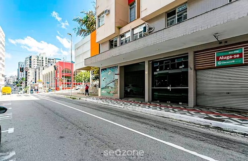 Centro Apartamento | Practical Apt in Downtown 350m SC Museum Cat406
