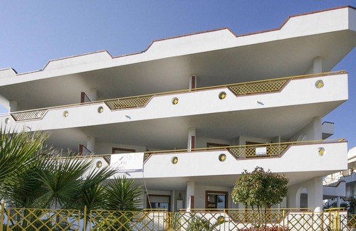 Villa Rosa Apartamento | Alojamiento de 2 habitaciones en Ma Alba Adriatica