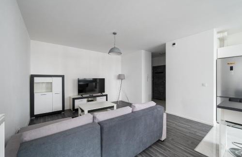 Praga Poludnie Apartamento | Praga Ostrobramska Modern Apartament by BookingHost