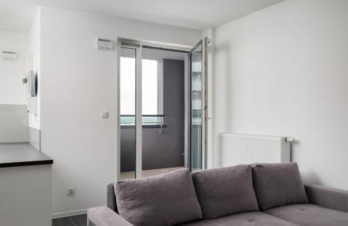 Praga Poludnie Apartamento | Praga Ostrobramska Modern Apartament by BookingHost