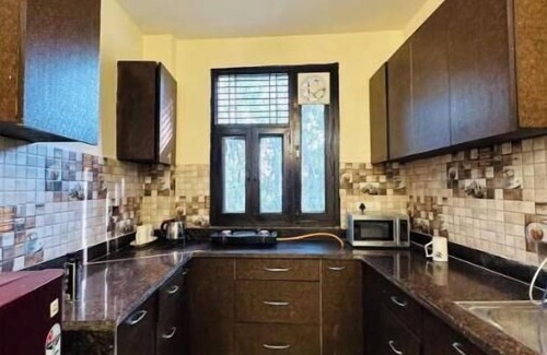 Delhi Cantonment Apartamento | Prahar Homes with PS 5 Setup