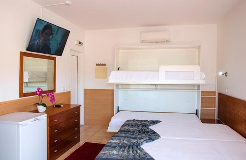 Castanheira de Pera Casa | Praia das Rocas Bungalows