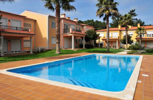 Praia del Rei Casa | Praia Del Rey Delux By Pool