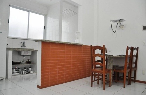 Centro Apartamento | Praia do Forte - Aluguel Economico