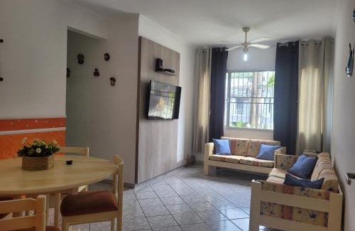 Jardim Sao Miguel Apartamento | Praia Enseada - Apto 03 Quartos - 02 Vagas na Garagem - Com Elevador - 550M da Areia
