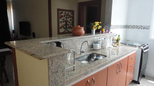 Prainha Apartamento | Prainha Lindo Apto com 02 quartos e 02 vagas de garagem