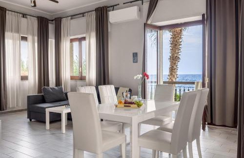 Praiola Apartamento | PRAIOLA BEACH HOUSE