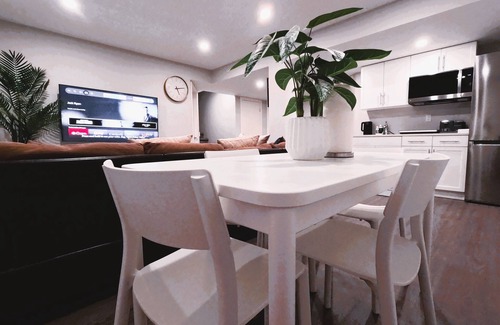 Fort Gary Casa | Prairie Luxury 1 Bedrooms Home