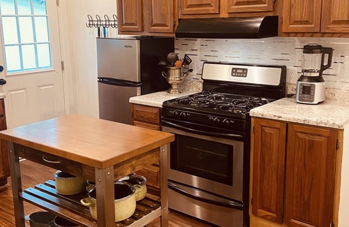 Prairie Grove Casa | ' Prairie Place ' The Comfy Cottage Duplex