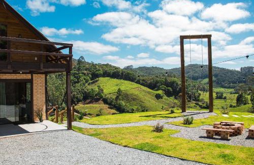 Aguas Mornas Casa | Prana Chalé com Hidromassagem - Águas Mornas - SC