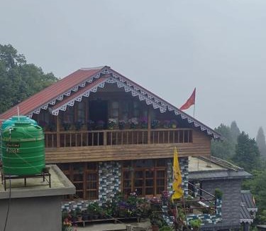 Ghoom Apartamento | Pranav Home - Stay