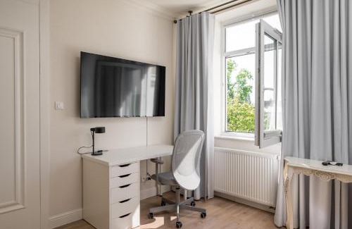 Praga Polnoc Apartamento | Praska Ostoja Apartment by BookingHost