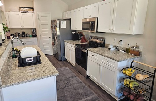 Prattville Casa | Prattville Exquisite Room-WiFi