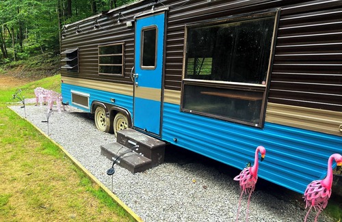 Coal Fork Casa | Hodge Spot Camper on Prayer Mountain-Off Grid Farm