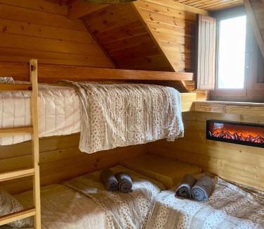 Pradollano Chalet De Esquí | Preciosa cabaña con vistas a la montaña