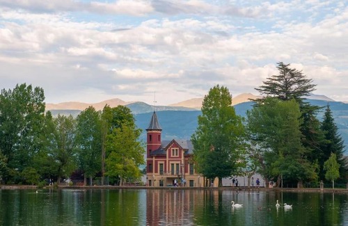 Caldegas Chalet De Esquí | Preciosa casa con jardín y piscina