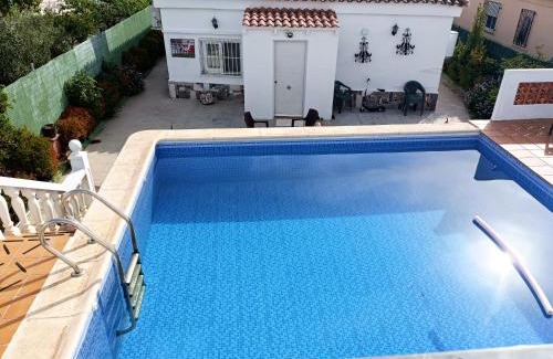 Lliria Villa | Preciosa y tranquila villa en Valencia con piscina privada