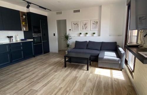 Los Geraeos Apartamento | Precioso ático con vistas al mar y la montaña