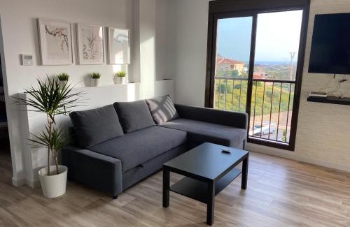 Los Geraeos Apartamento | Precioso ático con vistas al mar y la montaña