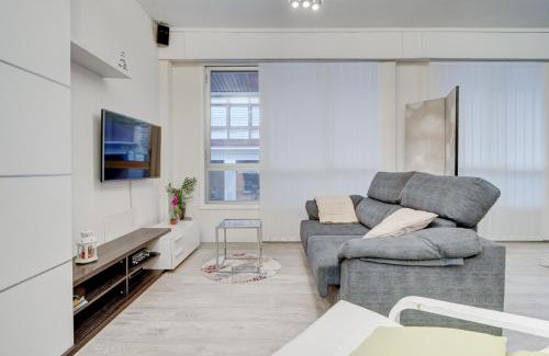 La Marina Apartamento | Precioso apartamento cercano al mar, Smart TV, 3 Pax