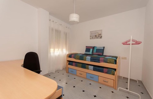 Cómpeta Apartamento | Precioso piso de 3 dormitorios, cocina y 1 baño