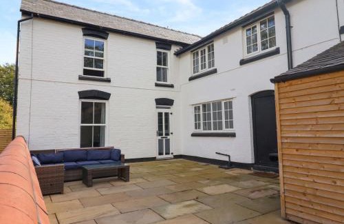 Chirk Bank Casa | Preesgweene Farmhouse