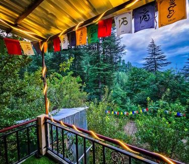 Naggar Complejo | PREMALYA TRAILS By Tirtha