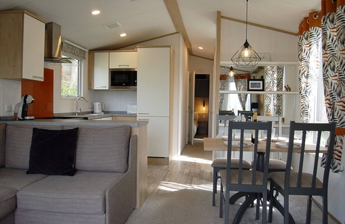Bryn-crug Cabaña | Caravan at The Woodlands