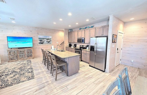 Gulf Shores Cabaña | Premier Coastal Home - Pool, All Beach Equipment Provided! Pets stay FREE!