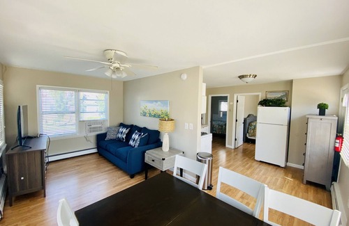 Ortley Beach Casa | PREMIER HOST-2BR SEASIDE PARK SUITE571, One Short Block to Beach, Kit, Liv Room