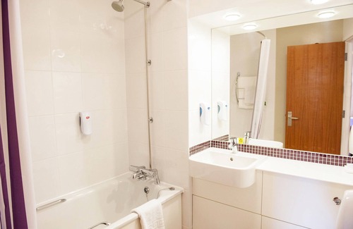 Ashford Hotel | Premier Inn Ashford North
