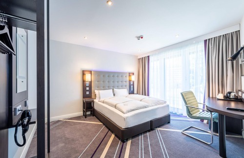 Schwabing-Freimann Hotel | Premier Inn München City Schwabing