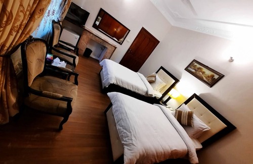 F-7 Sector Casa | Premier Inn Villa