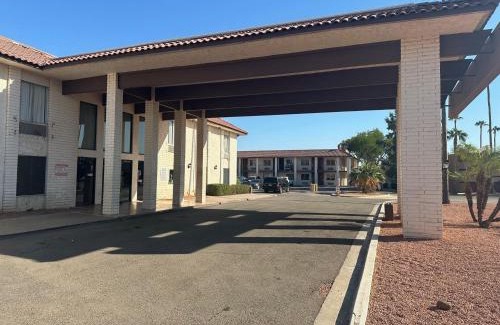 North Mountain Hotel | Premier Inns Metro