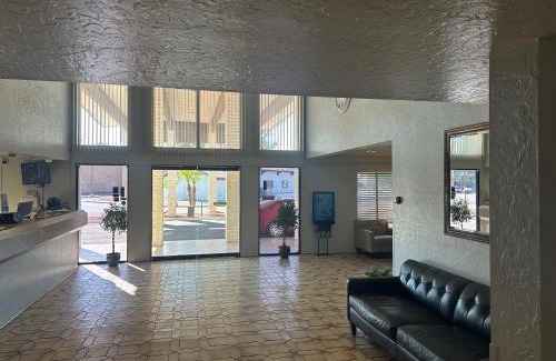 North Mountain Hotel | Premier Inns Metro